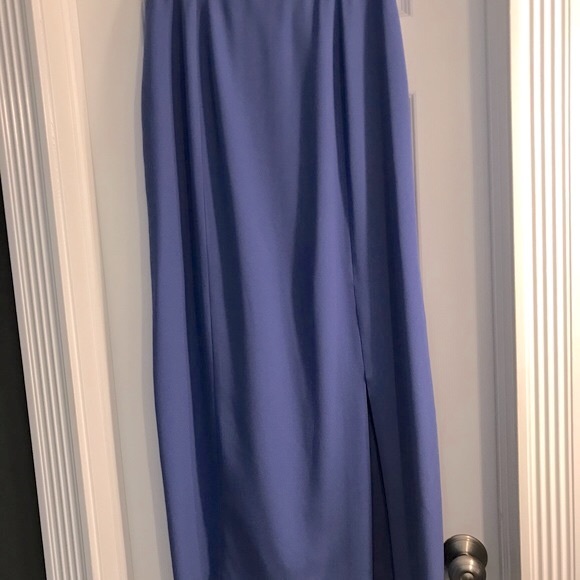 Remini Suit, Size 6 - Picture 9 of 13